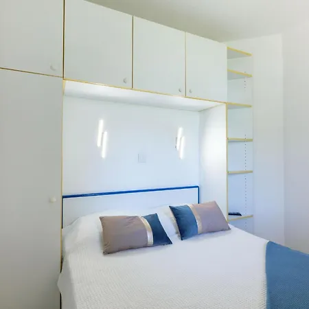 Apartamento Le Village - E1103 By Interhome Saint-Raphaël