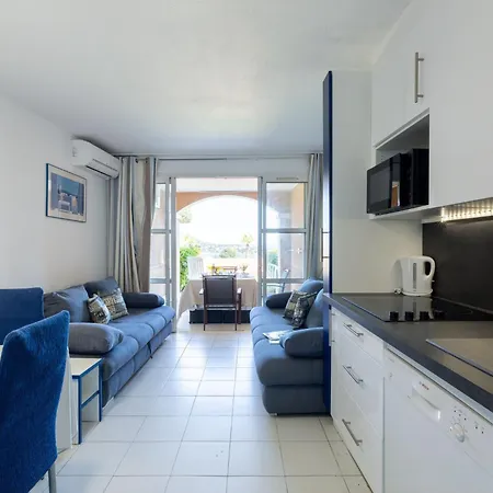 Apartamento Le Village - E1103 By Interhome Saint-Raphaël