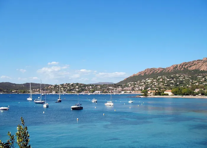 Le Village - E1103 By Interhome Apartman *