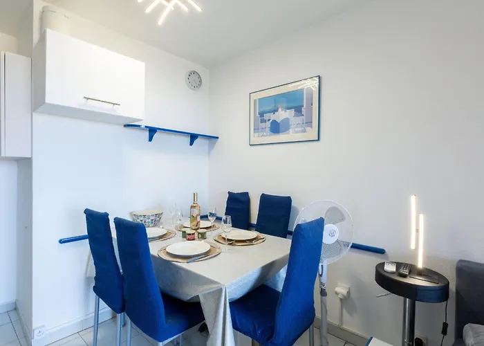 Le Village - E1103 By Interhome Saint-Raphaël